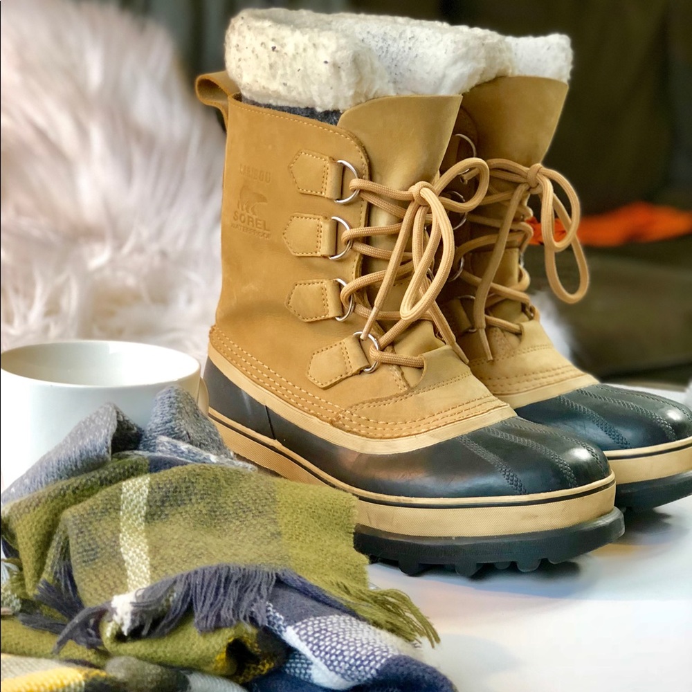 SOREL Women’s Caribou Winter Boot - Size 9 (EUC)